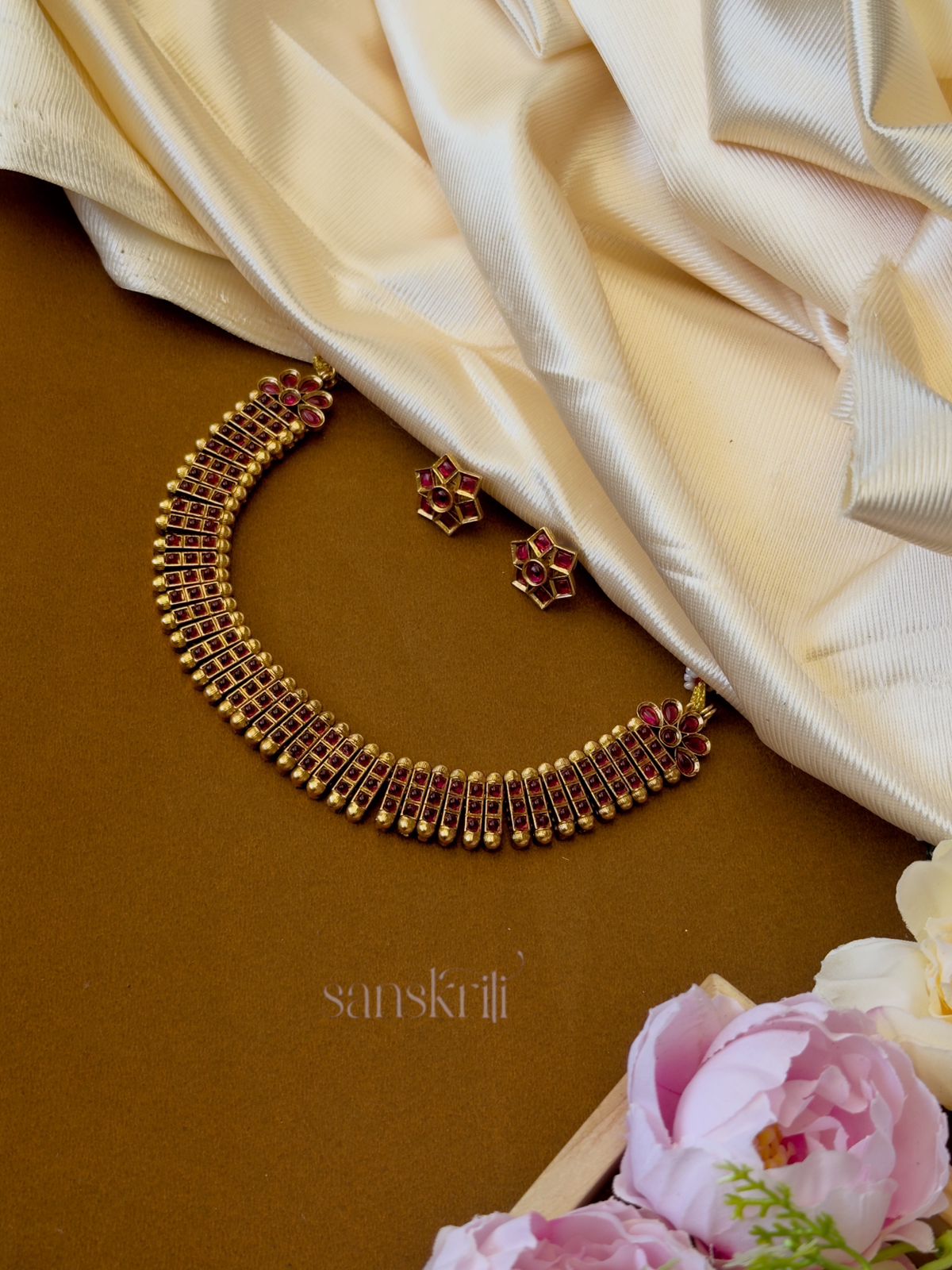 Ruby Kemp Necklace with Floral Studs in green and red