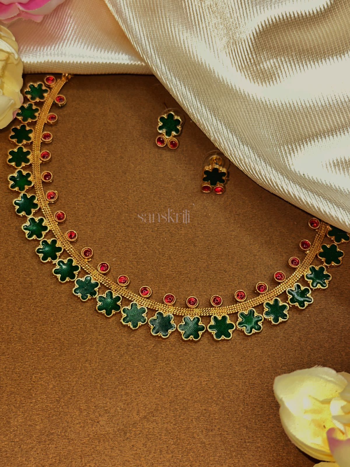 Pachika Enamel Flora necklace