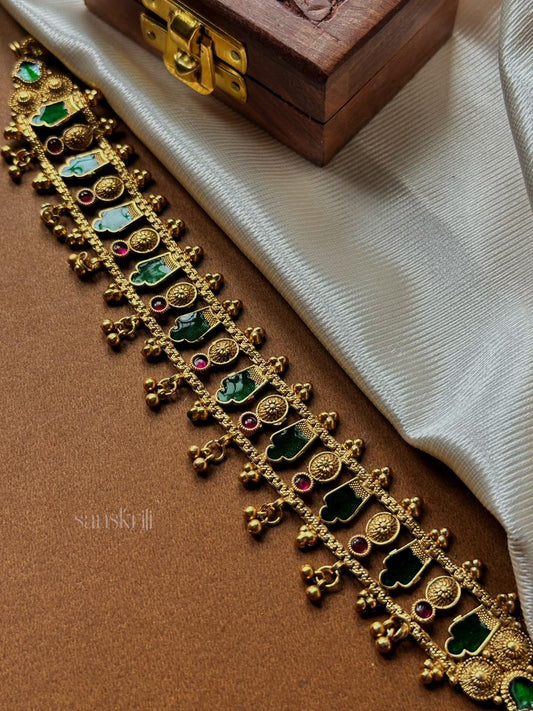 Green Enamel Chocker (no earrings)